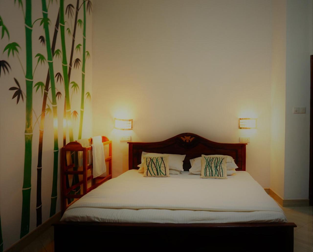 Hotel Sun Breeze Елла Екстер'єр фото